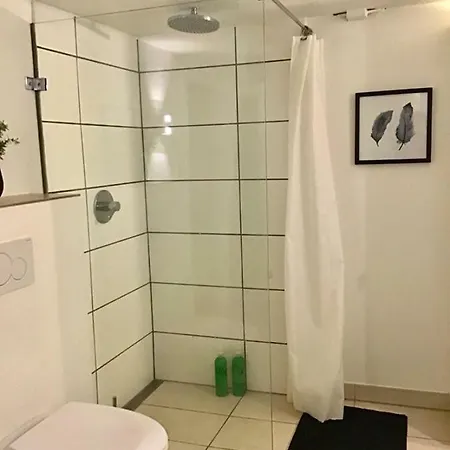 Lägenhet Special Offer,one Of Its Kind, Extremely Central In Herning, Danish Hosts, Extremely Clean, Very Quiet Street But A Stonethrough From Bars & Restaurants