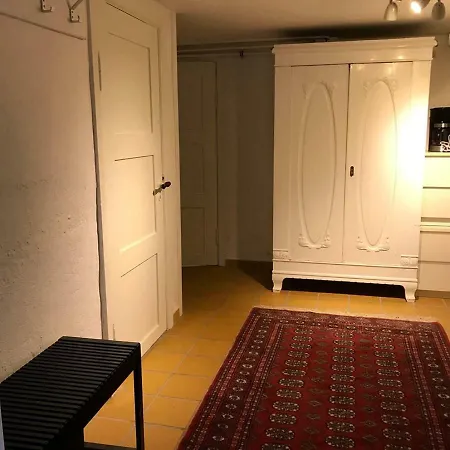 Special Offer,one Of Its Kind, Extremely Central In Herning, Danish Hosts, Extremely Clean, Very Quiet Street But A Stonethrough From Bars & Restaurants Apartment *